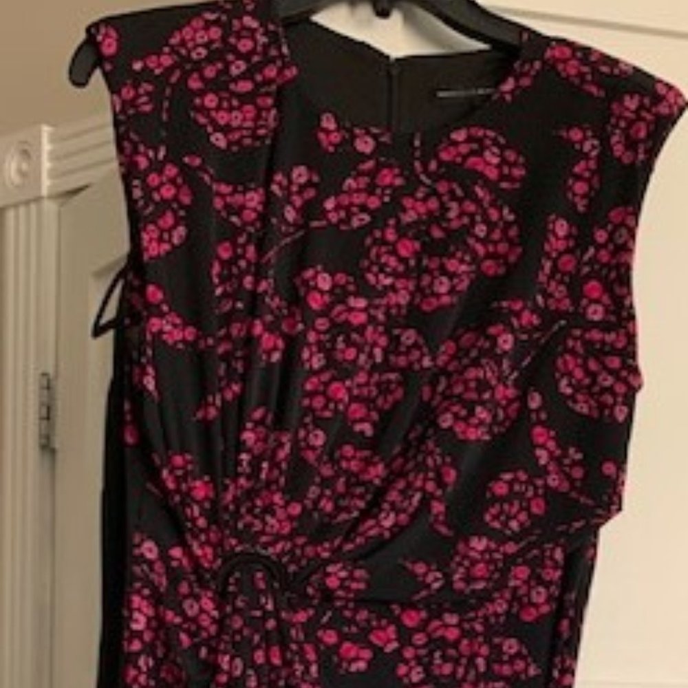 White House Black Market - Black and Pink Ruched Dress - Never Worn